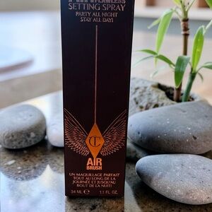 Charlotte Tilbury Airbrush Setting Spray in Black and Gold